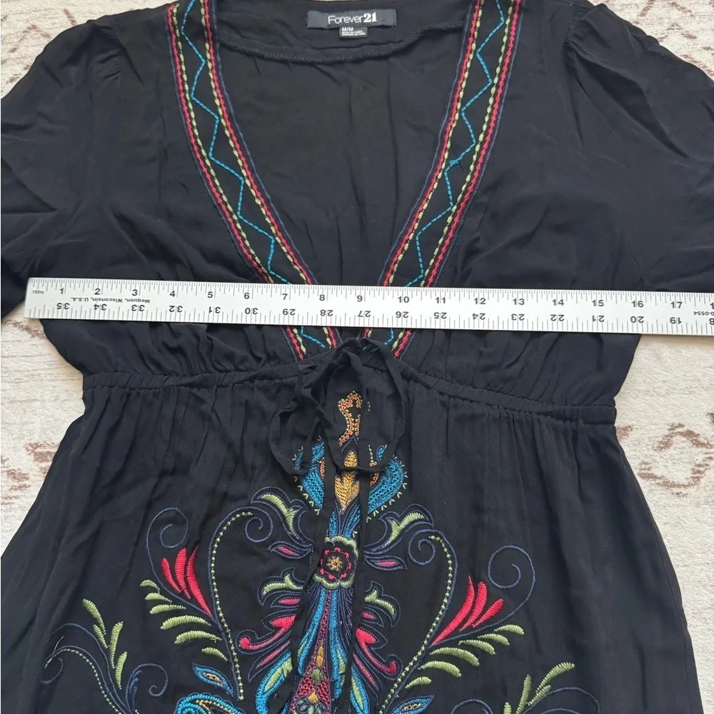 Black Boho Embroidery Tunic Top - Picture 9 of 12